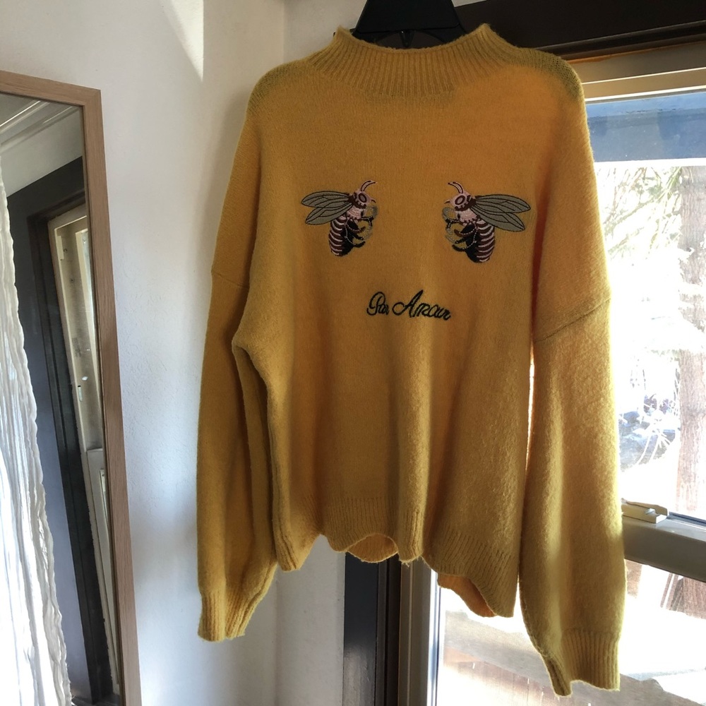 Yellow Scalloped Bee Sweater